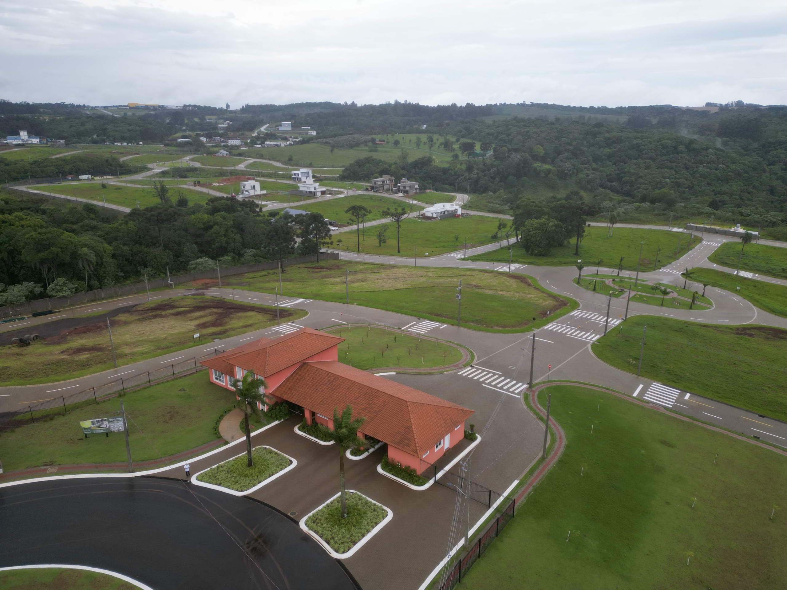 dji_fly_20231102_124906_782_1698948403272_photo