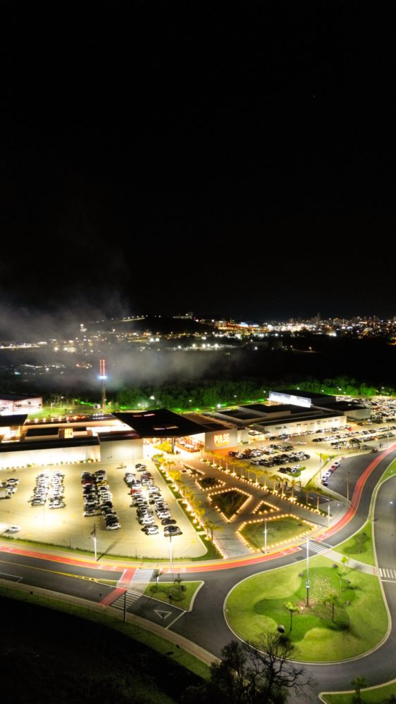 32387110-4531-4E4E-B434-16915F9AF4CB