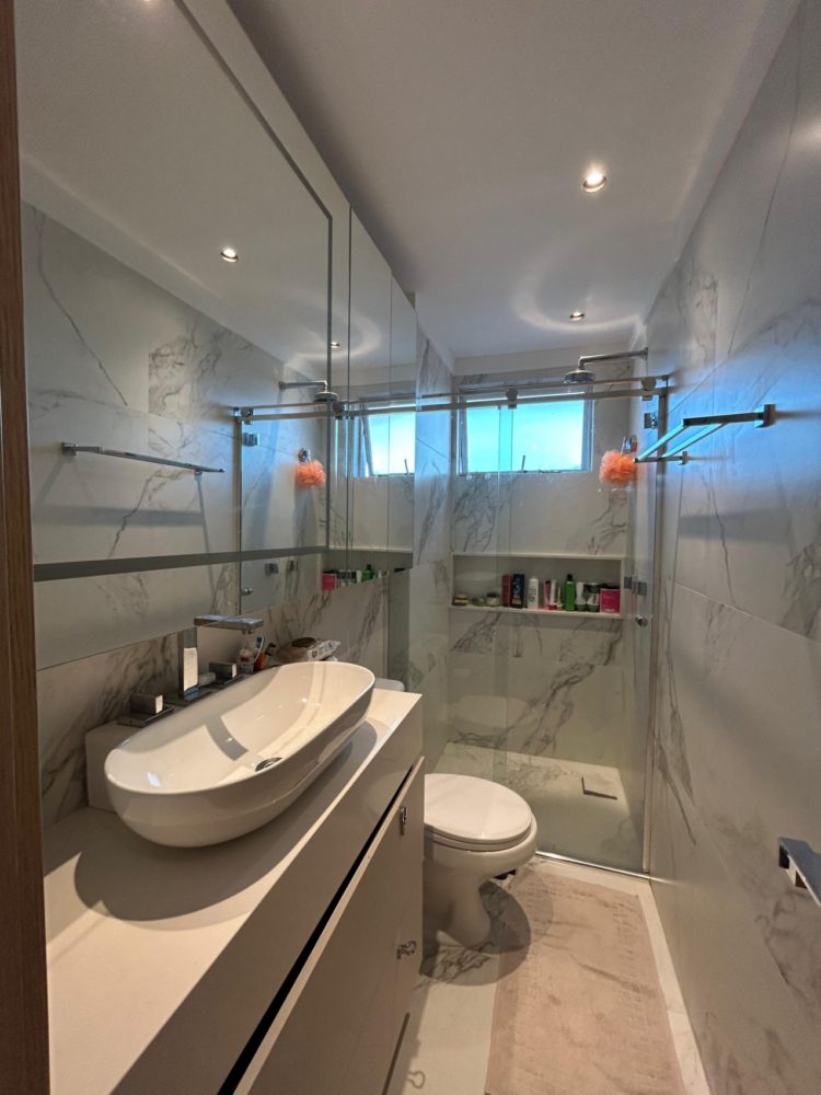 6bcb3218-ca0f-49fd-9498-5d757a8c8b8b