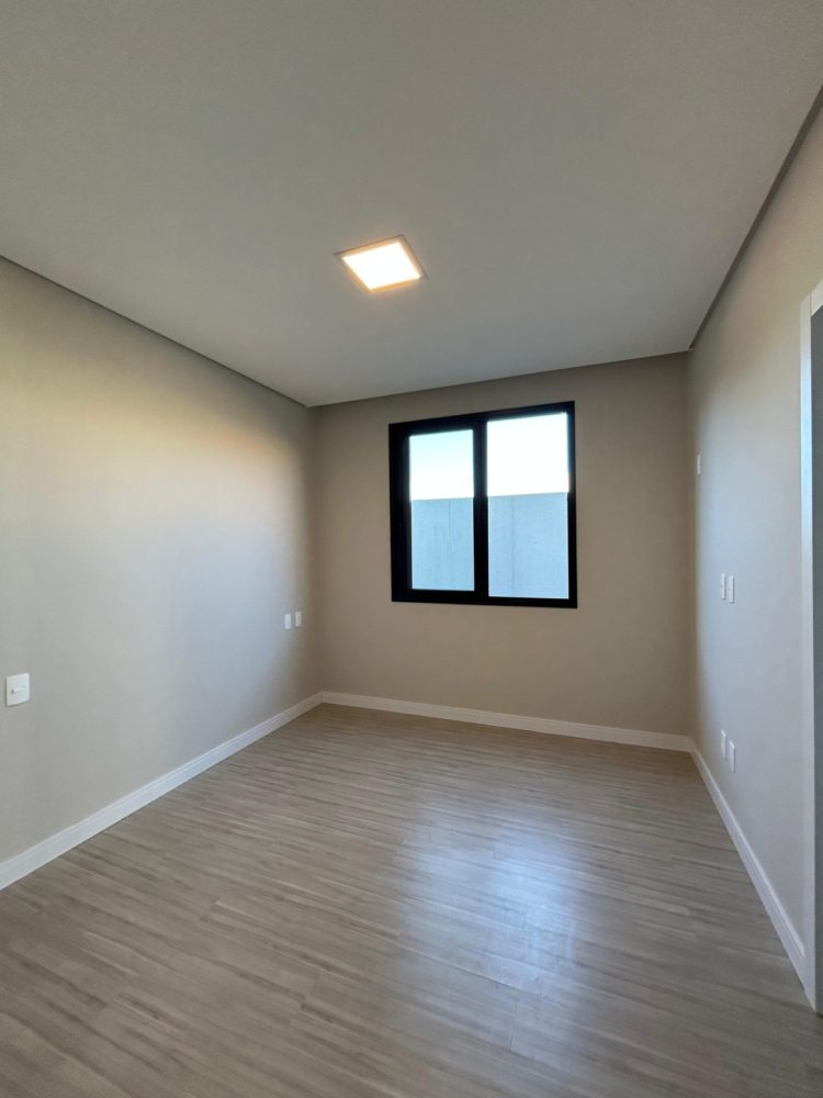 8e71f49a-10b8-4b67-8264-433c362f7ab5