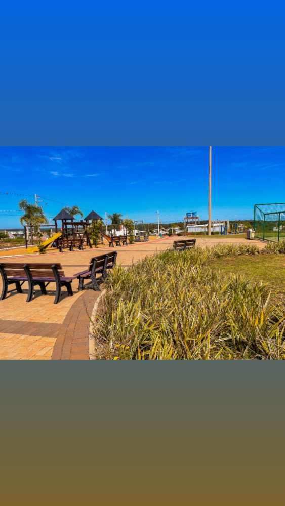 AA8D2BB1-08EF-4AFA-865D-336BB798E425