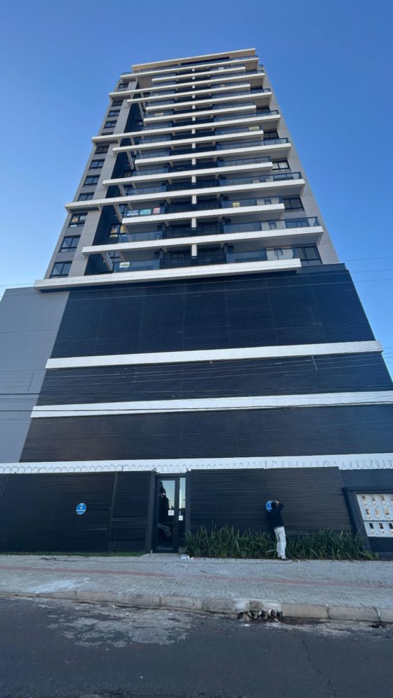 B2D66506-1418-4E64-AED0-CC3AF1701694