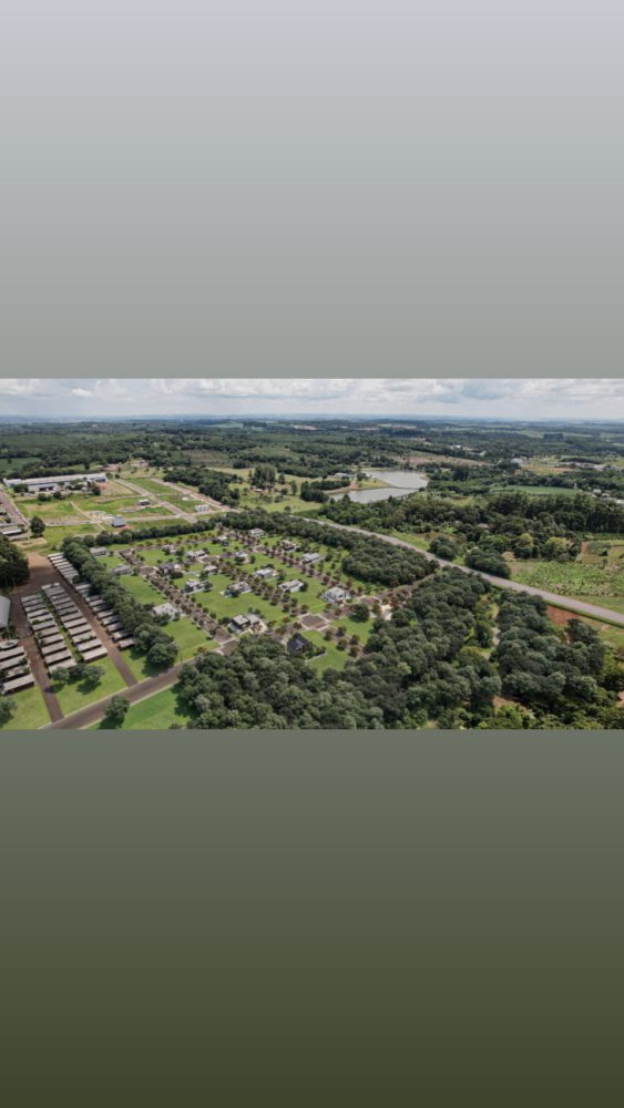 EB8B73C7-3A4C-4B9A-BACD-43092F7DA2A6