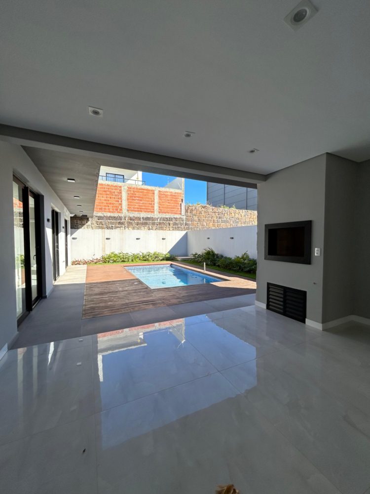 c09ab065-b0be-4c7f-a0b2-1cf43c951ebb