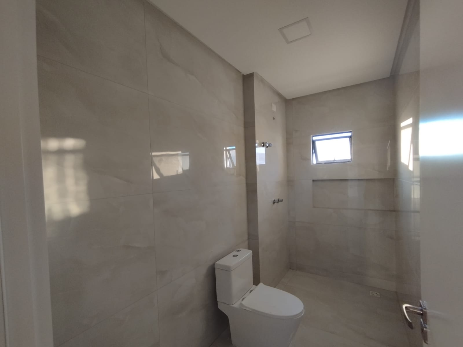 87ea8280-9ba9-4178-a576-00c7b40ec4d4